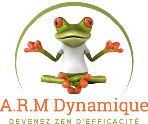 Logo composé d'une grenouille en position du lotus. A.R.M. Dynamique : Anticiper, Réunir et Manager pour devenir zen d'efficacité.